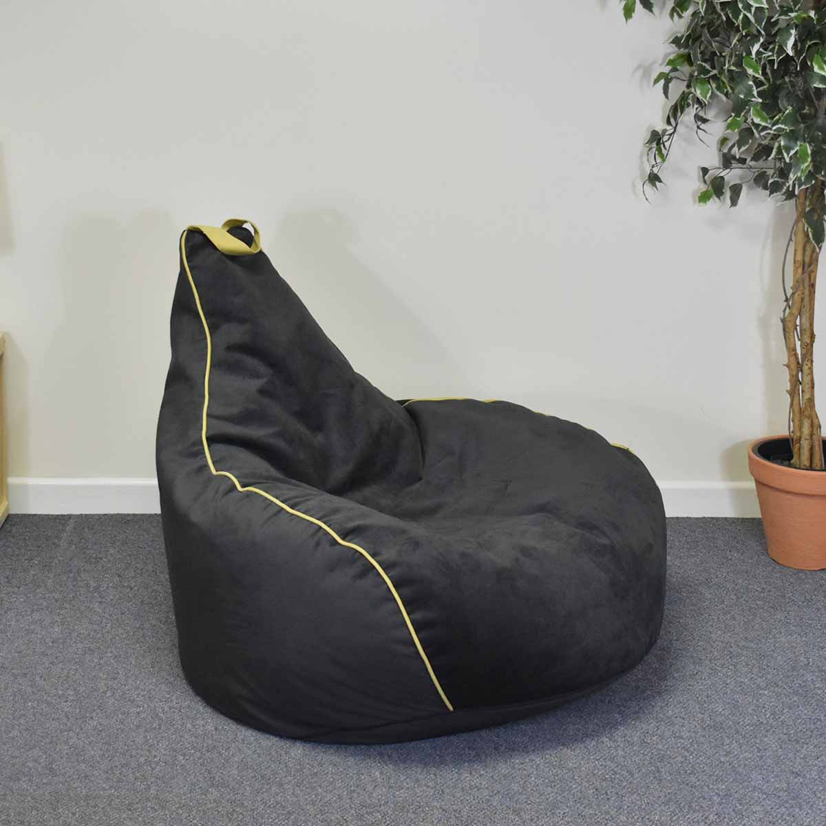 The Titan Gaming Bean Bag Chair - Black