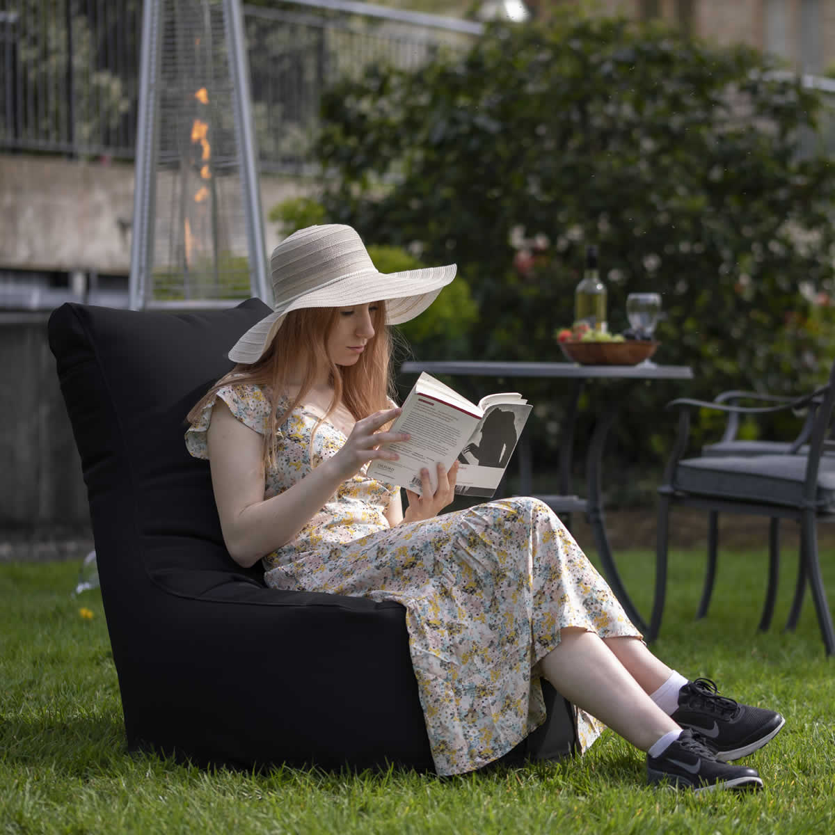 Outdoor Fengjing Chair – Black Polyester