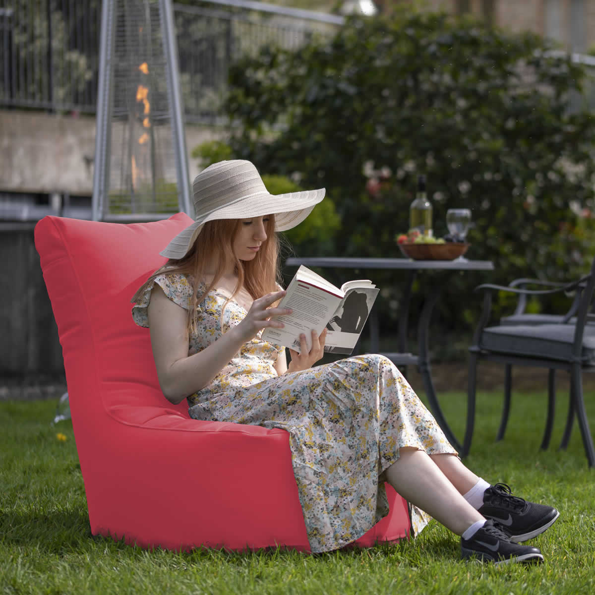 Outdoor Fengjing Chair – Pink Polyester