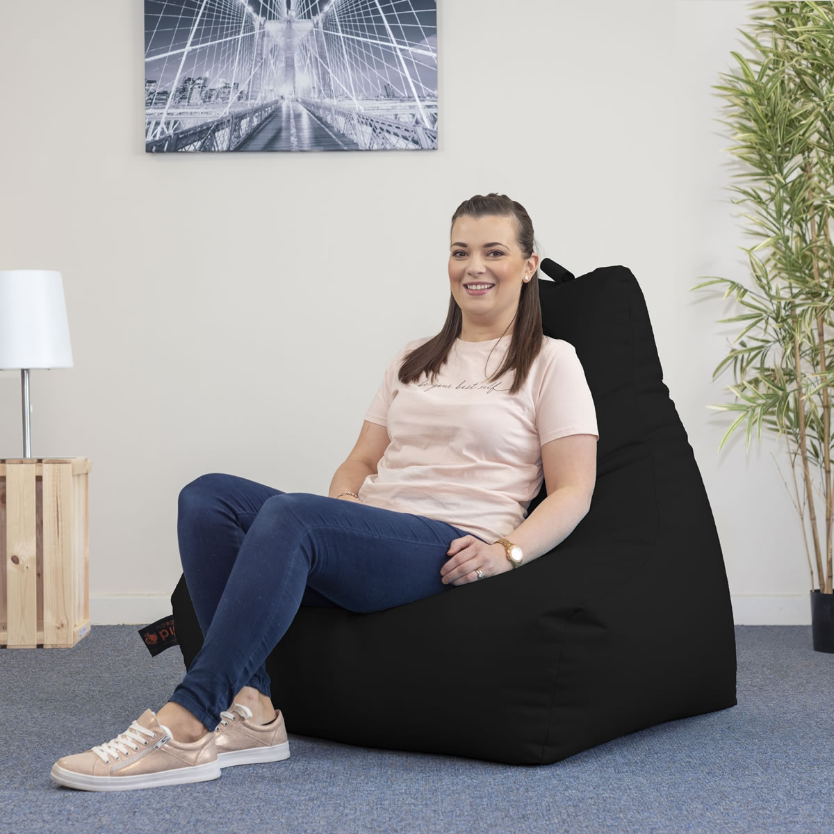 Outdoor Happy Pig Chair - Black Polyester